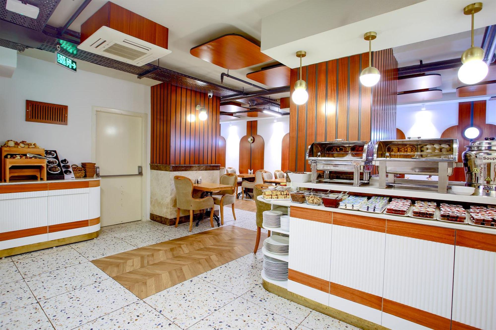 The Central Hotel — Fotoğraflar 1
